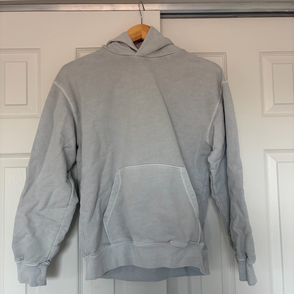 Madewell blue sweatshirt